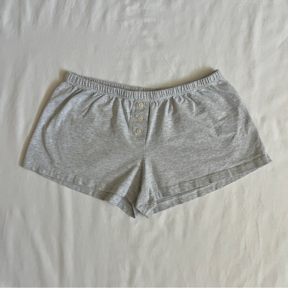 Brandy Melville Keira Shorts | Light Grey Button Detail Sweat Shorts One Size